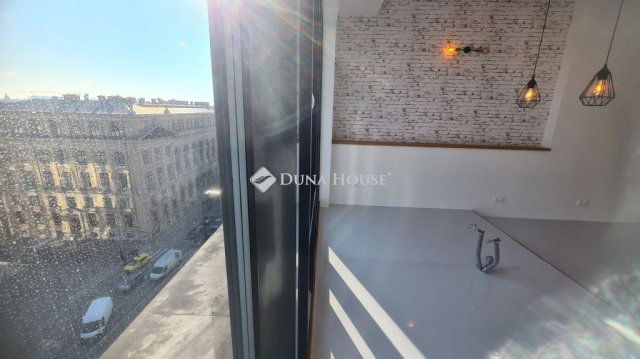 Eladó téglalakás, Budapesten, V. kerületben 159 M Ft, 2 szobás