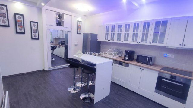 Eladó téglalakás, Nagykanizsán 64.5 M Ft, 2 szobás