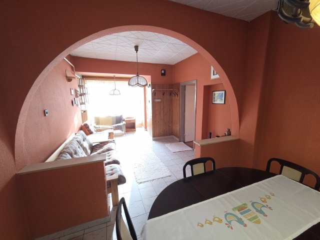 Eladó családi ház, Keszthelyen 62 M Ft, 5 szobás