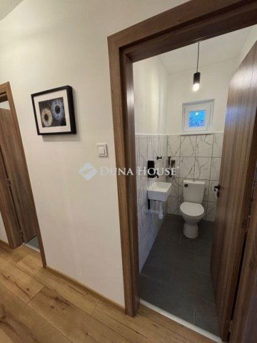 Eladó családi ház, Debrecenben 113 M Ft, 4 szobás