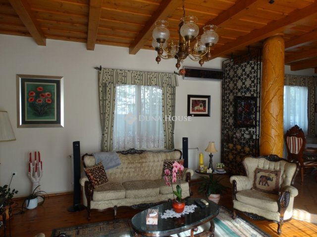 Eladó családi ház, Debrecenben 179.9 M Ft, 4 szobás