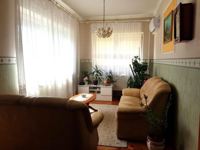 Eladó családi ház, Hegyeshalomban 59.9 M Ft, 2+1 szobás