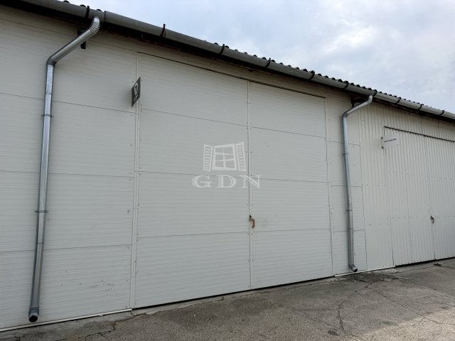 Kiadó ipari ingatlan, Vácon 185 E Ft / hó / költözzbe.hu
