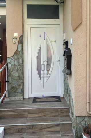 Eladó téglalakás, Kőszegen 42.9 M Ft, 3 szobás