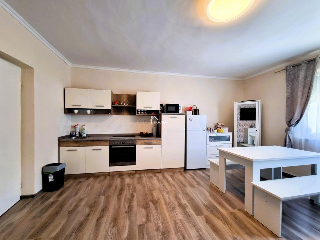 Eladó téglalakás, Mosonmagyaróváron 35.9 M Ft, 1+1 szobás