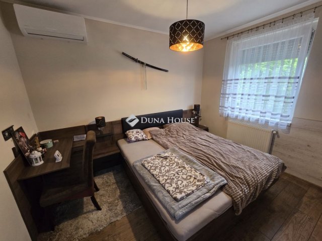 Eladó családi ház, Beziben 89 M Ft, 3 szobás