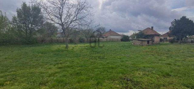 Eladó telek, Ercsiben 10 M Ft / költözzbe.hu