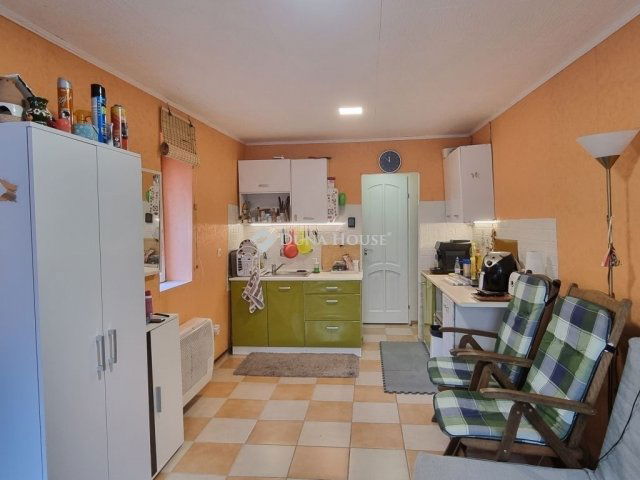 Eladó nyaraló, Gárdonyban 39.9 M Ft, 2 szobás