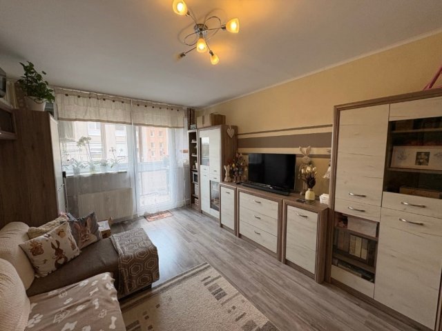 Eladó panellakás, Kaposváron, Búzavirág utcában 46.9 M Ft