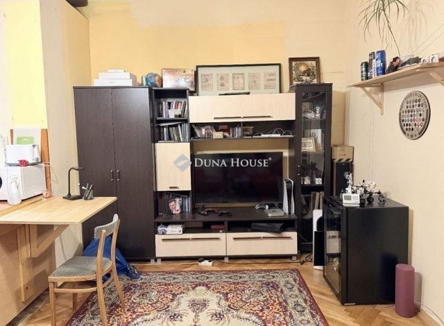 Eladó téglalakás, Budapesten, VI. kerületben 93 M Ft, 3 szobás