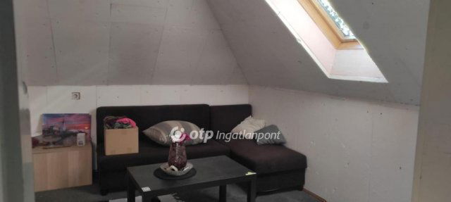 Eladó sorház, Szigethalmon 60 M Ft, 4+1 szobás