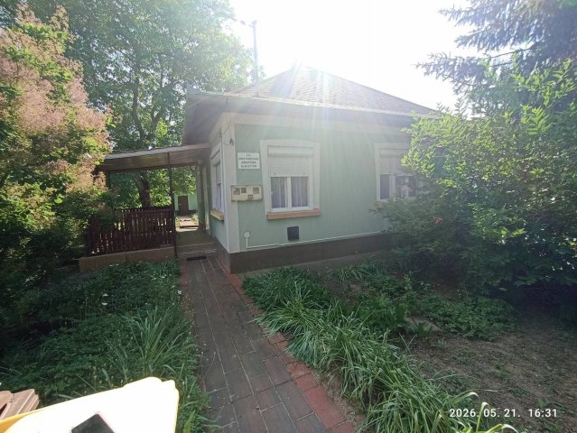 Eladó nyaraló, Berekfürdőn 32.9 M Ft, 2 szobás