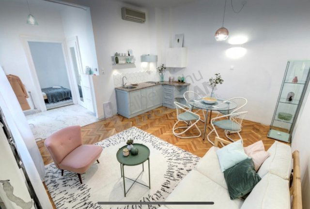 Kiadó téglalakás, albérlet, I. kerületben, Vám utcában