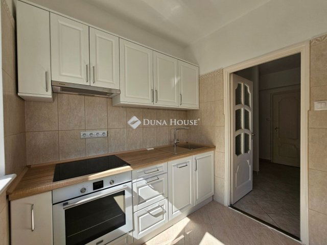 Kiadó téglalakás, albérlet, Budapesten, XII. kerületben