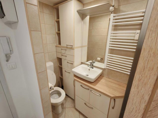 Eladó téglalakás, Tatabányán 38 M Ft, 1 szobás