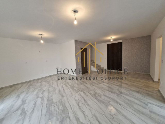 Eladó ikerház, Tégláson 84.9 M Ft, 3 szobás