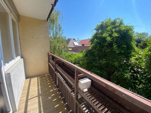 Kiadó panellakás, albérlet, Debrecenben 280 E Ft / hó, 3 szobás
