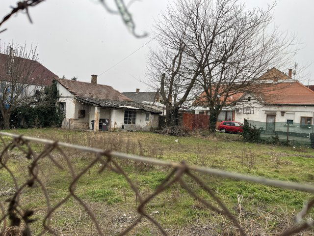 Kiadó telek, Budapesten, XVI. kerületben, Rákóczi úton