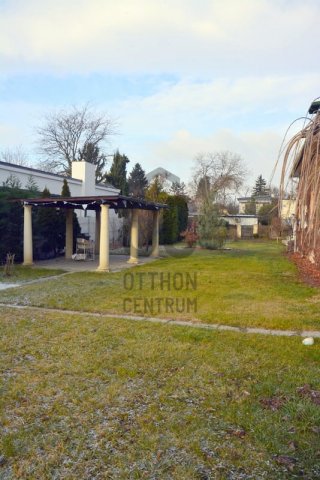 Eladó telek, Budapesten, III. kerületben 120 M Ft