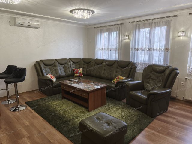 Eladó családi ház, Nyíregyházán 109 M Ft, 4+1 szobás