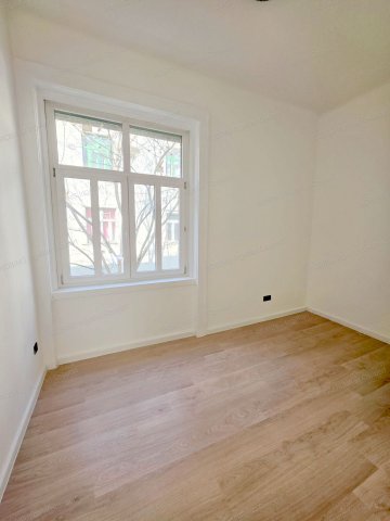 Eladó téglalakás, VI. kerületben, Székely Bertalan utcában