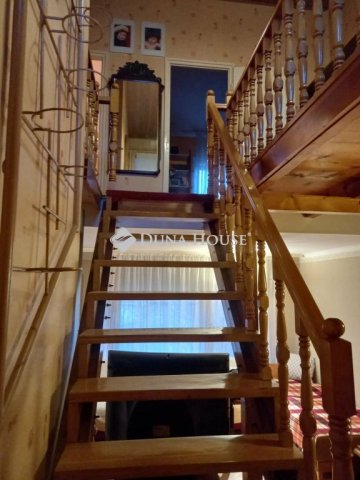 Eladó téglalakás, Gyöngyösön, II. Rákóczi Ferenc utcában