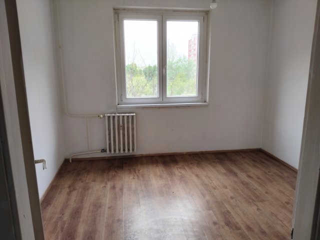 Eladó panellakás, Budapesten, III. kerületben 63.9 M Ft, 2 szobás