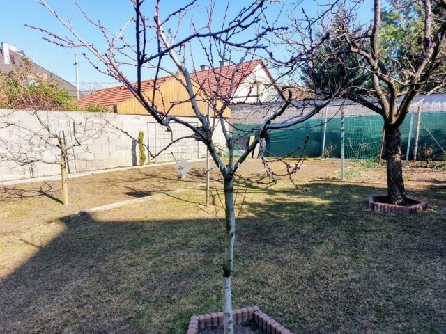 Eladó családi ház, Dunakeszin 119 M Ft, 3 szobás