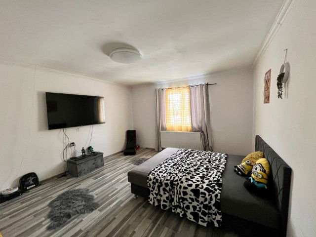 Eladó családi ház, Ongán 29.9 M Ft, 3 szobás