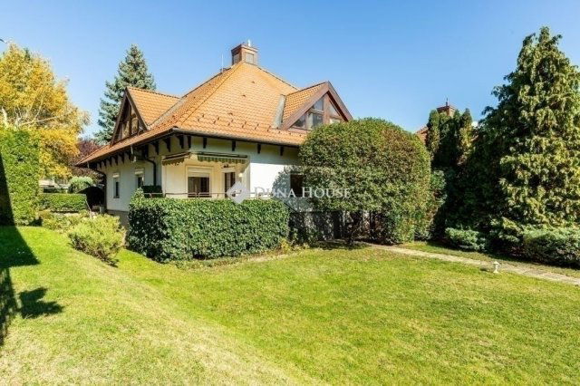 Eladó ikerház, Budapesten, II. kerületben 328 M Ft, 6 szobás