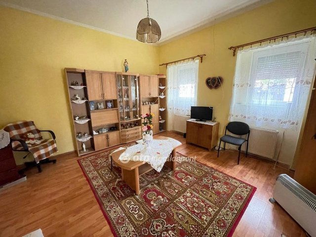 Eladó családi ház, Budapesten, XX. kerületben 84.5 M Ft