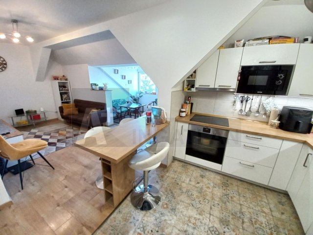 Kiadó téglalakás, albérlet, Szegeden 220 E Ft / hó, 3 szobás
