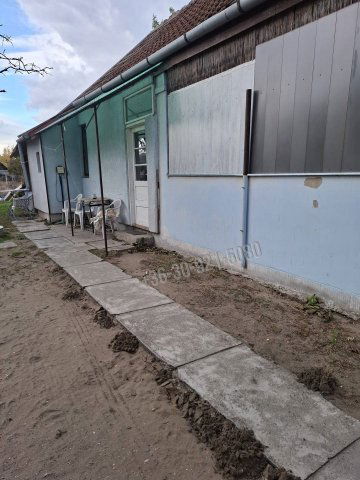 Eladó családi ház, Turán, Vörösmarty Mihály utcában 26.8 M Ft