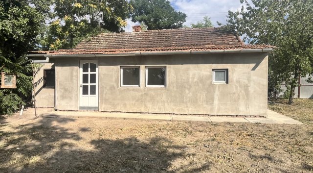 Eladó családi ház, Sarkadon 8.99 M Ft, 2 szobás