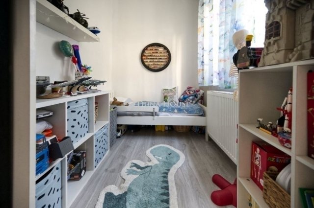 Eladó téglalakás, Budapesten, IV. kerületben 65.6 M Ft, 1 szobás