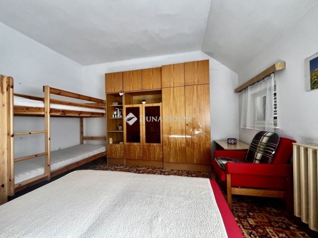 Eladó családi ház, Óbányán 49.999 M Ft, 4 szobás