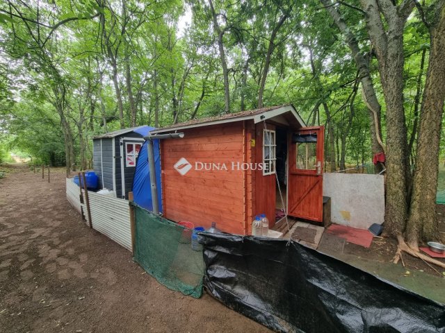 Eladó telek, Tóalmáson 5.5 M Ft / költözzbe.hu