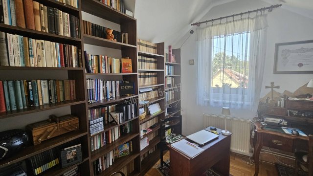 Eladó családi ház, Budakeszin 145 M Ft, 3 szobás