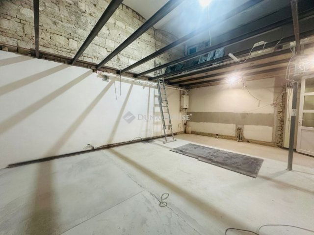 Eladó téglalakás, Budapesten, IX. kerületben 139 M Ft, 3 szobás