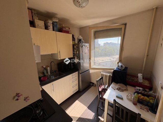 Eladó panellakás, Budapesten, IV. kerületben 71 M Ft, 3 szobás