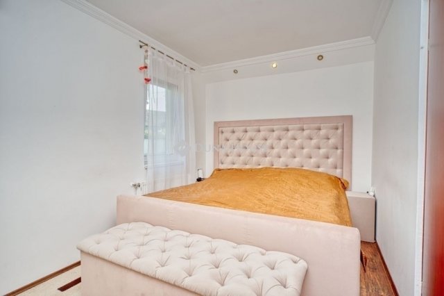 Eladó családi ház, Szigetbecsén 149.9 M Ft, 4 szobás