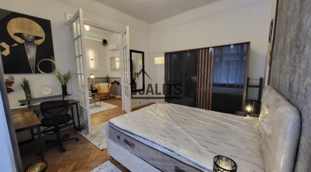 Kiadó téglalakás, albérlet, V. kerületben, Váci utcában