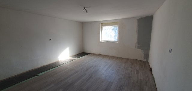 Eladó családi ház, Nemeshanyon 6.9 M Ft, 2 szobás