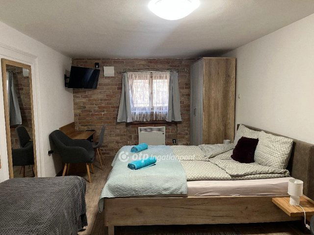 Eladó téglalakás, Egerben 60.1 M Ft, 2 szobás