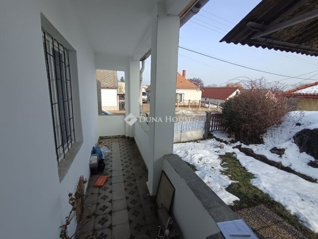 Eladó családi ház, Bodajkon 39.5 M Ft, 2 szobás
