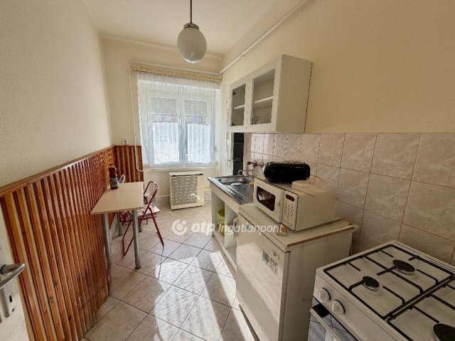 Eladó téglalakás, Salgótarjánban 19.9 M Ft, 2 szobás