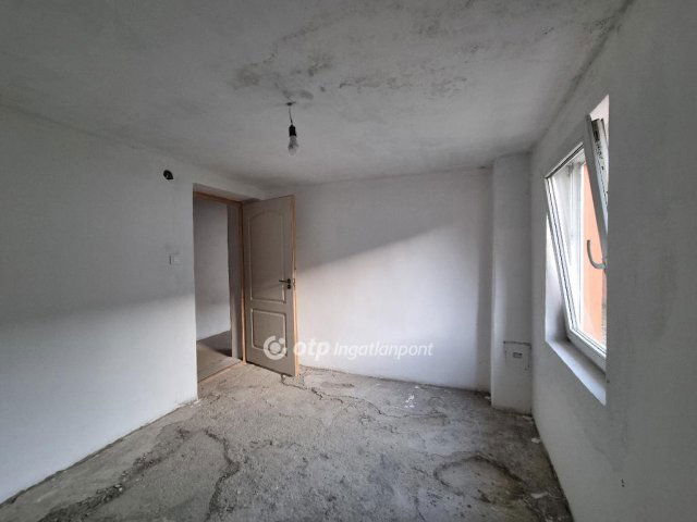 Eladó családi ház, Kemenesmihályfán 29.999 M Ft, 2+1 szobás