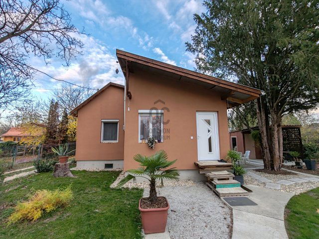 Eladó családi ház, Vámosszabadin 44 M Ft, 2 szobás