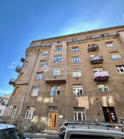 Eladó téglalakás, Budapesten, I. kerületben 105 M Ft, 2 szobás
