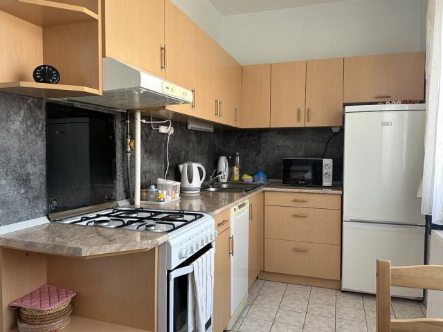 Kiadó panellakás, albérlet, Baján 120 E Ft / hó, 2+1 szobás